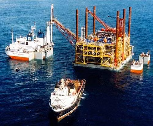 Apache oil and gas field project